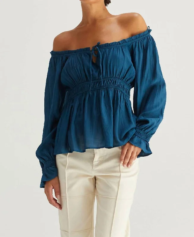 Long Sleeve Baby Doll Top In Blue