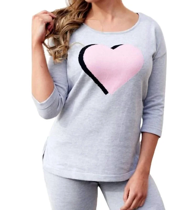 3/4 Sleeve Heart Crew Top In Gray