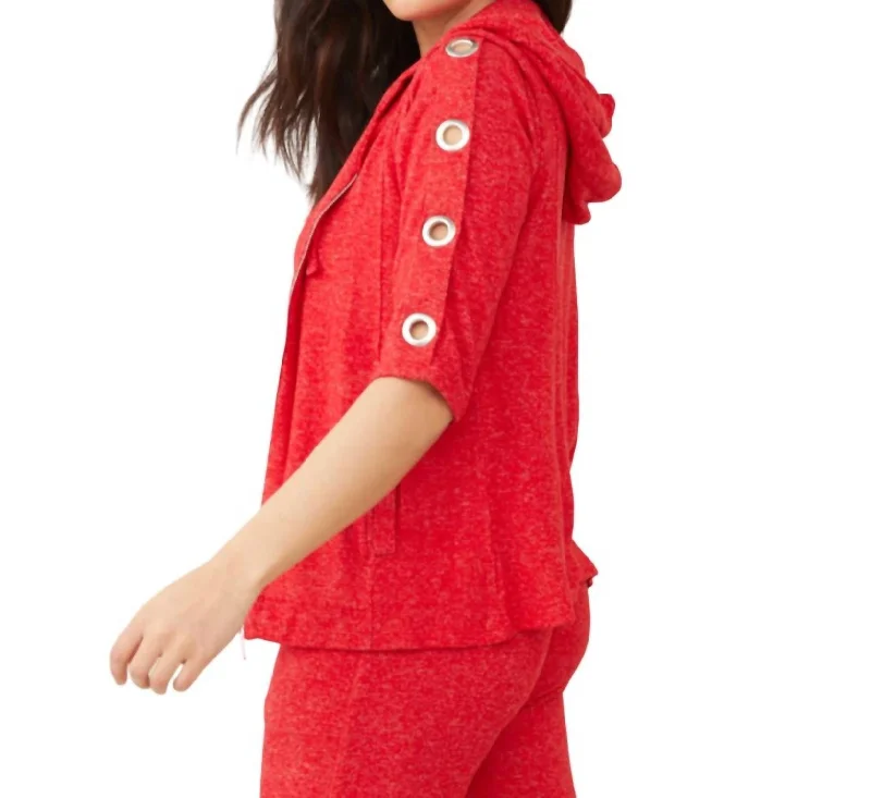 Soft Stretch 3/4 Grommet Crew Top In Red