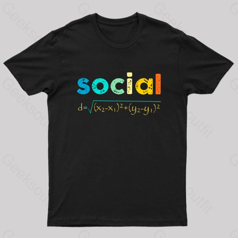 Social Distancing Geek T-Shirt